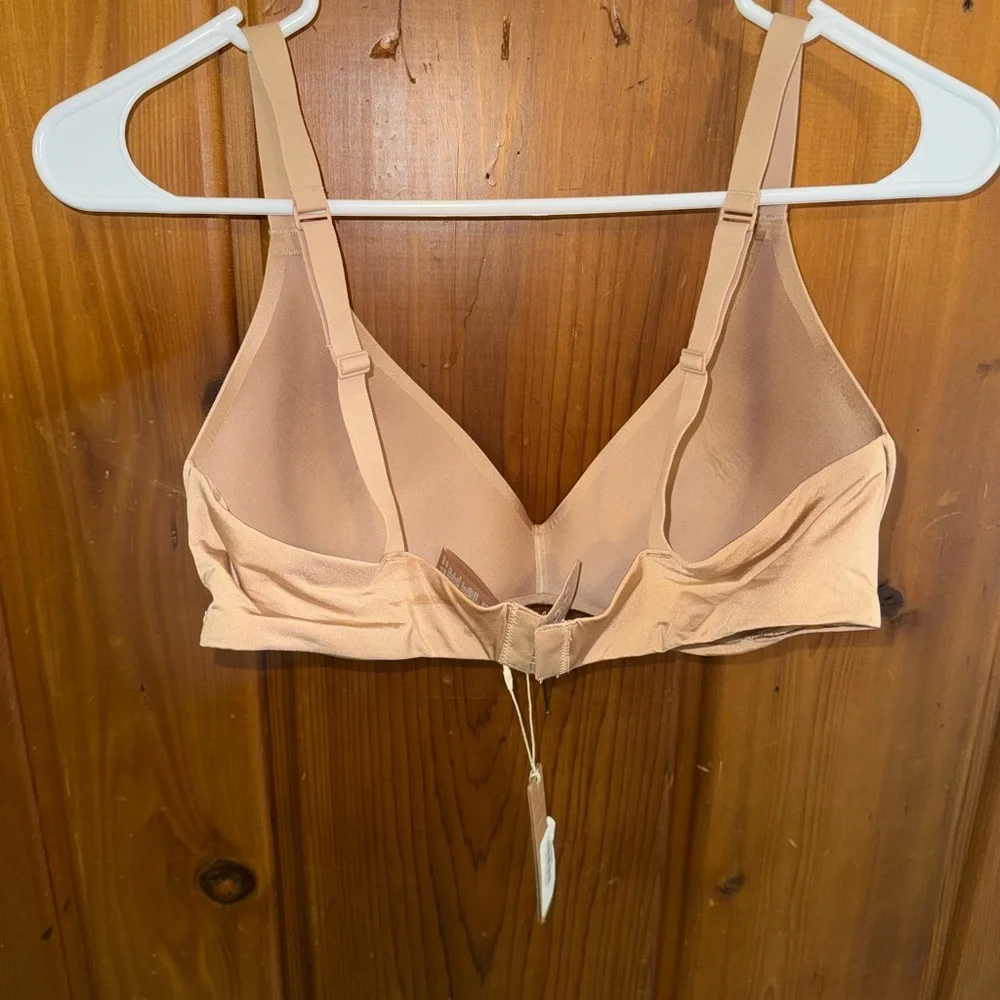 SKIMS Nude Bra